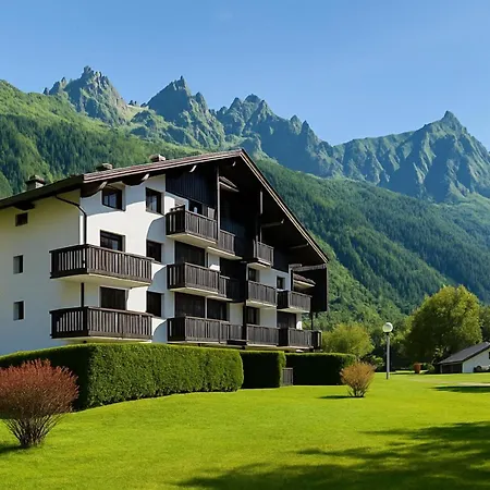 Full Nature Apartment - Quiet Les Praz Retreat Near Flegere Ski Lift - Happy Rentals 아파트 *