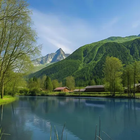 Full Nature Apartment - Quiet Les Praz Retreat Near Flegere Ski Lift - Happy Rentals 아파트