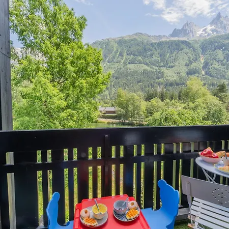 Full Nature - Quiet Les Praz Retreat Near Flegere Lift - Happy