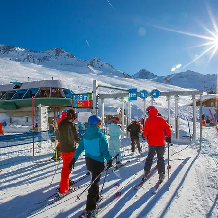 Full Nature - Quiet Les Praz Retreat Near Flegere Lift - Happy *